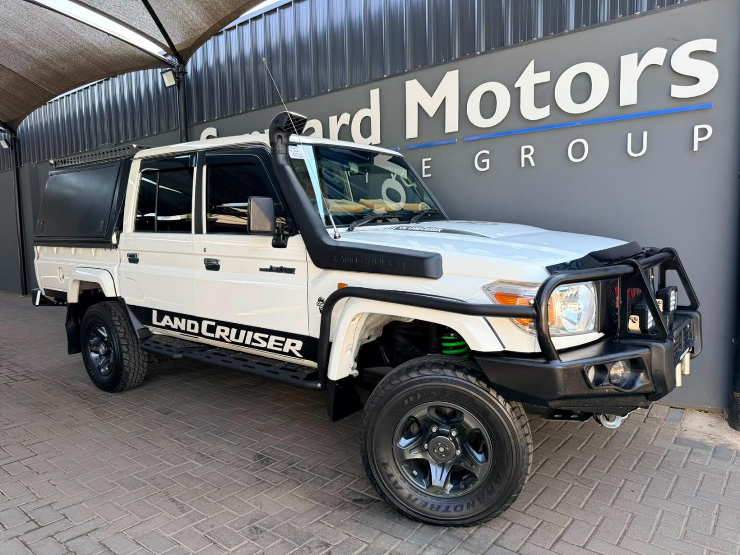 2015 Toyota Land Cruiser 79 4.0 V6 Double Cab