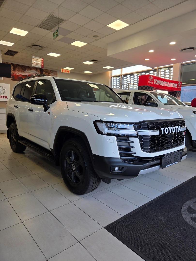 2026 Toyota Land Cruiser 300 3.3D GR-Sport