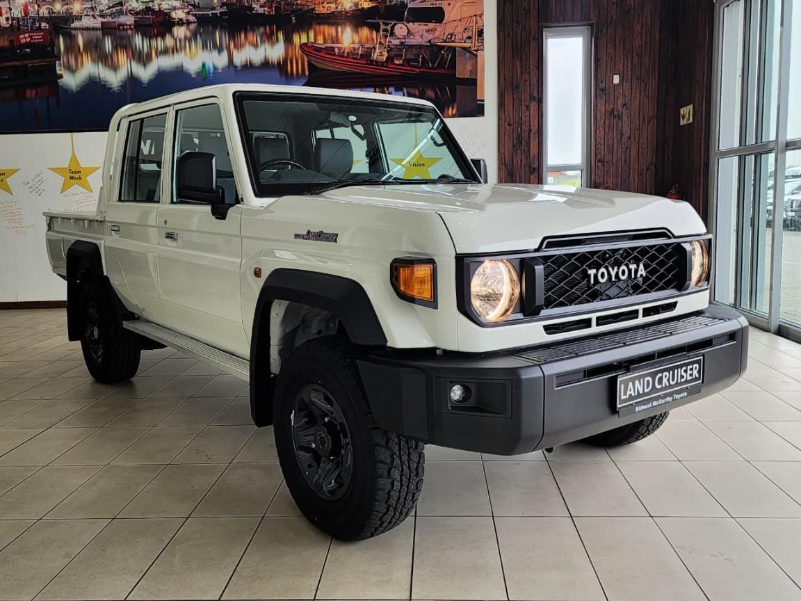 2026 Toyota Land Cruiser 79 2.8GD-6 Double Cab Manual