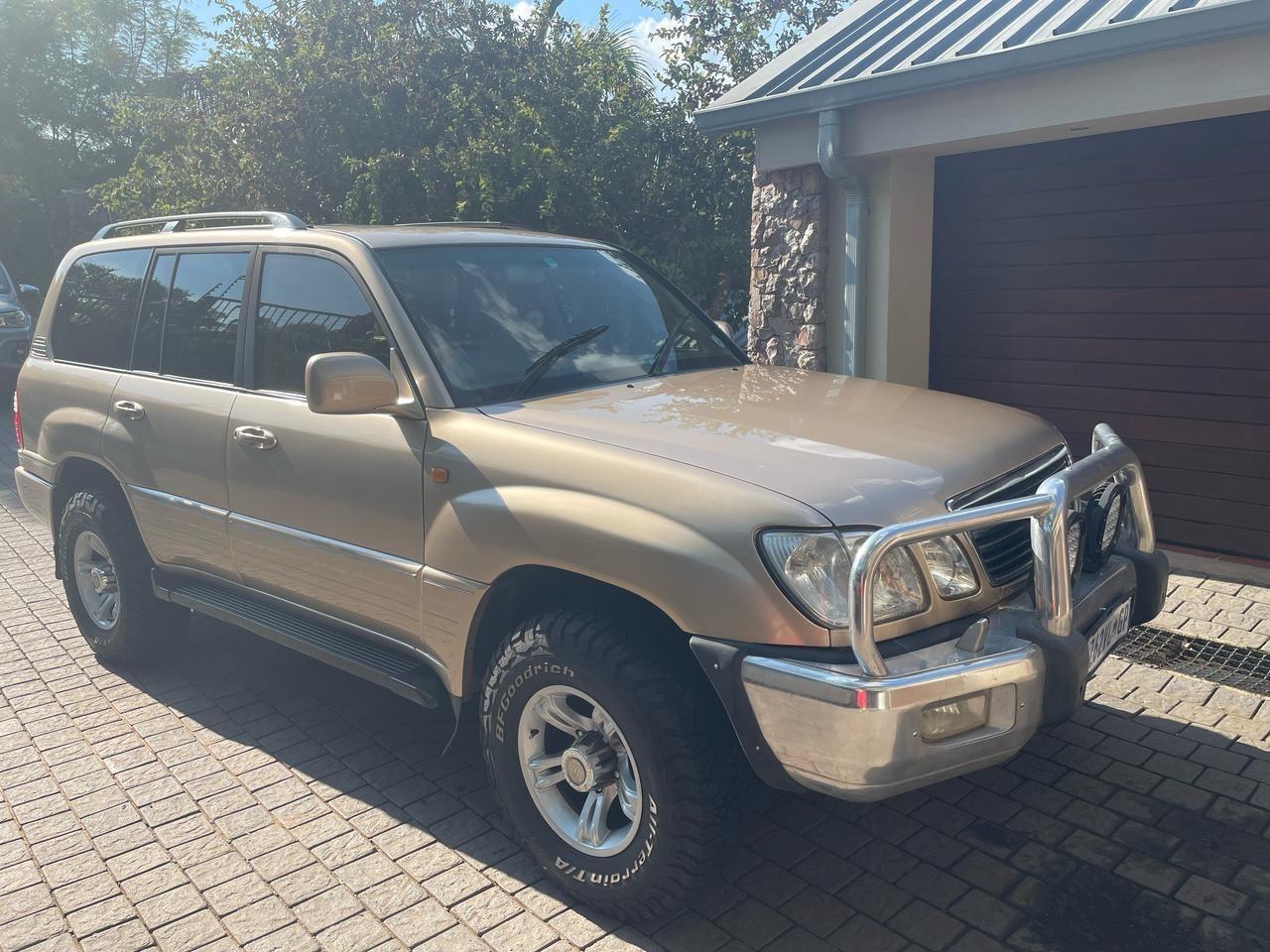 2000 Toyota Land Cruiser 100 4.7 V8 Limited