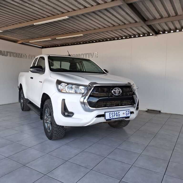 2022 Toyota Hilux 2.4GD-6 Xtra Cab Raider