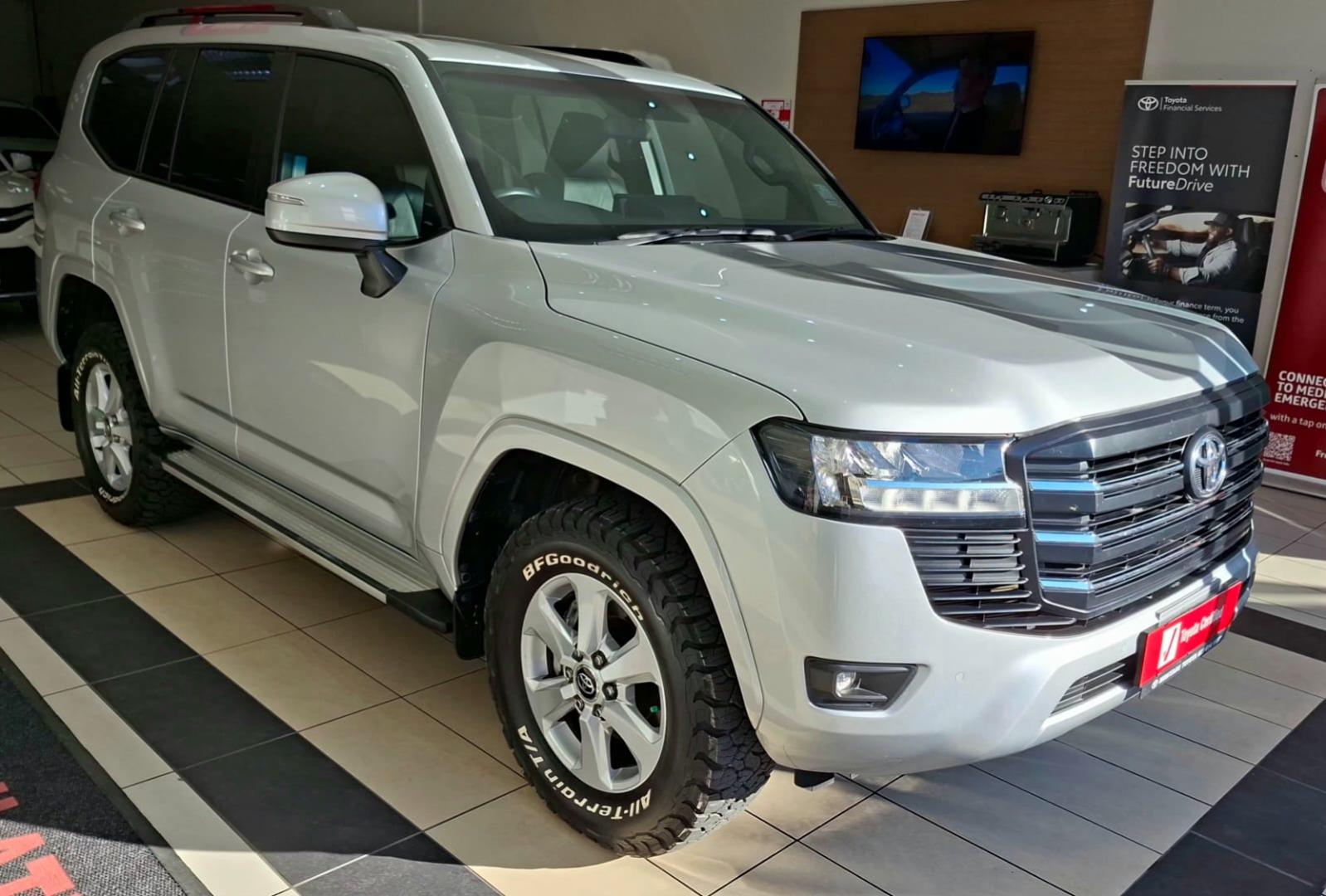 2022 Toyota Land Cruiser 300 3.3D GX-R