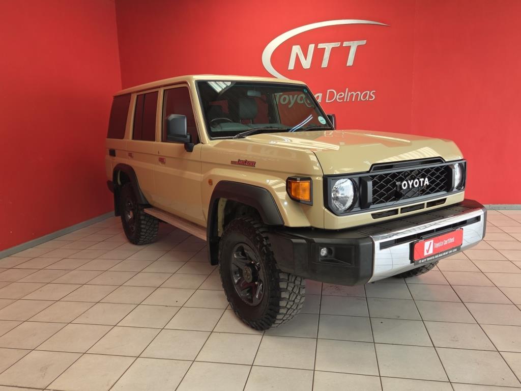 2025 Toyota Land Cruiser 76 2.8GD-6 Station Wagon LX Manual