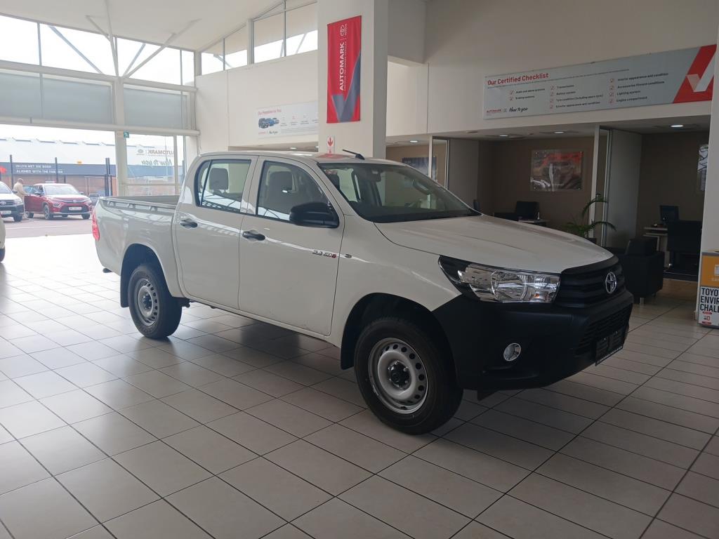2026 Toyota Hilux 2.4GD-6 Double Cab SR