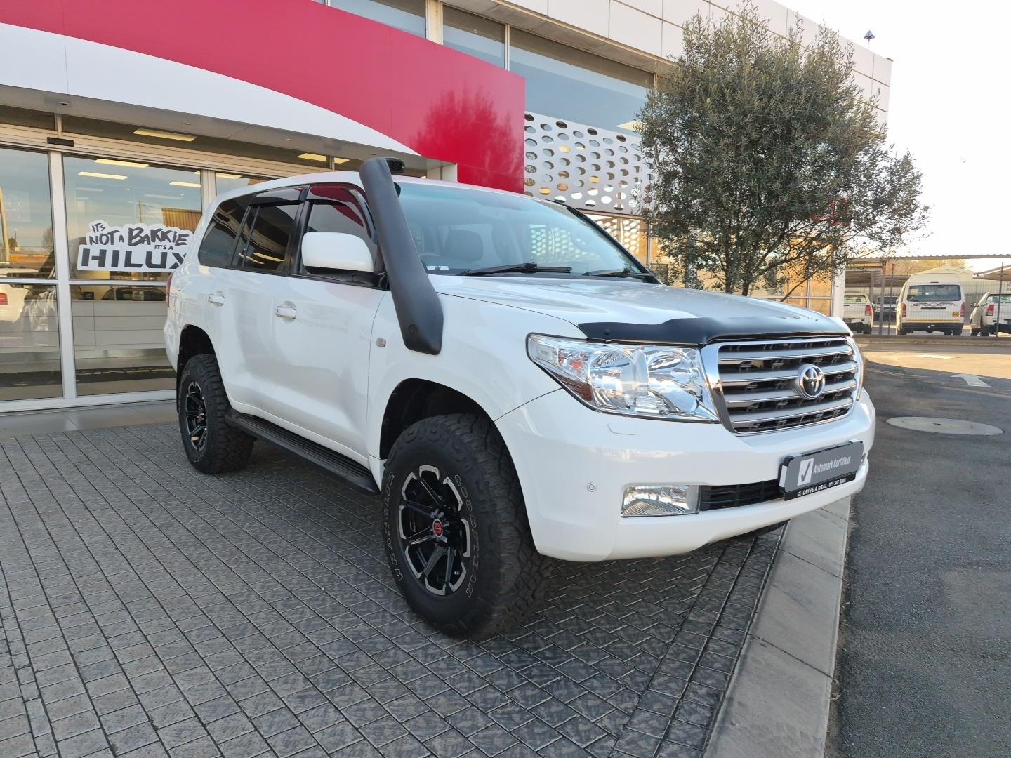 2010 Toyota Land Cruiser 200 4.5D-4D VX