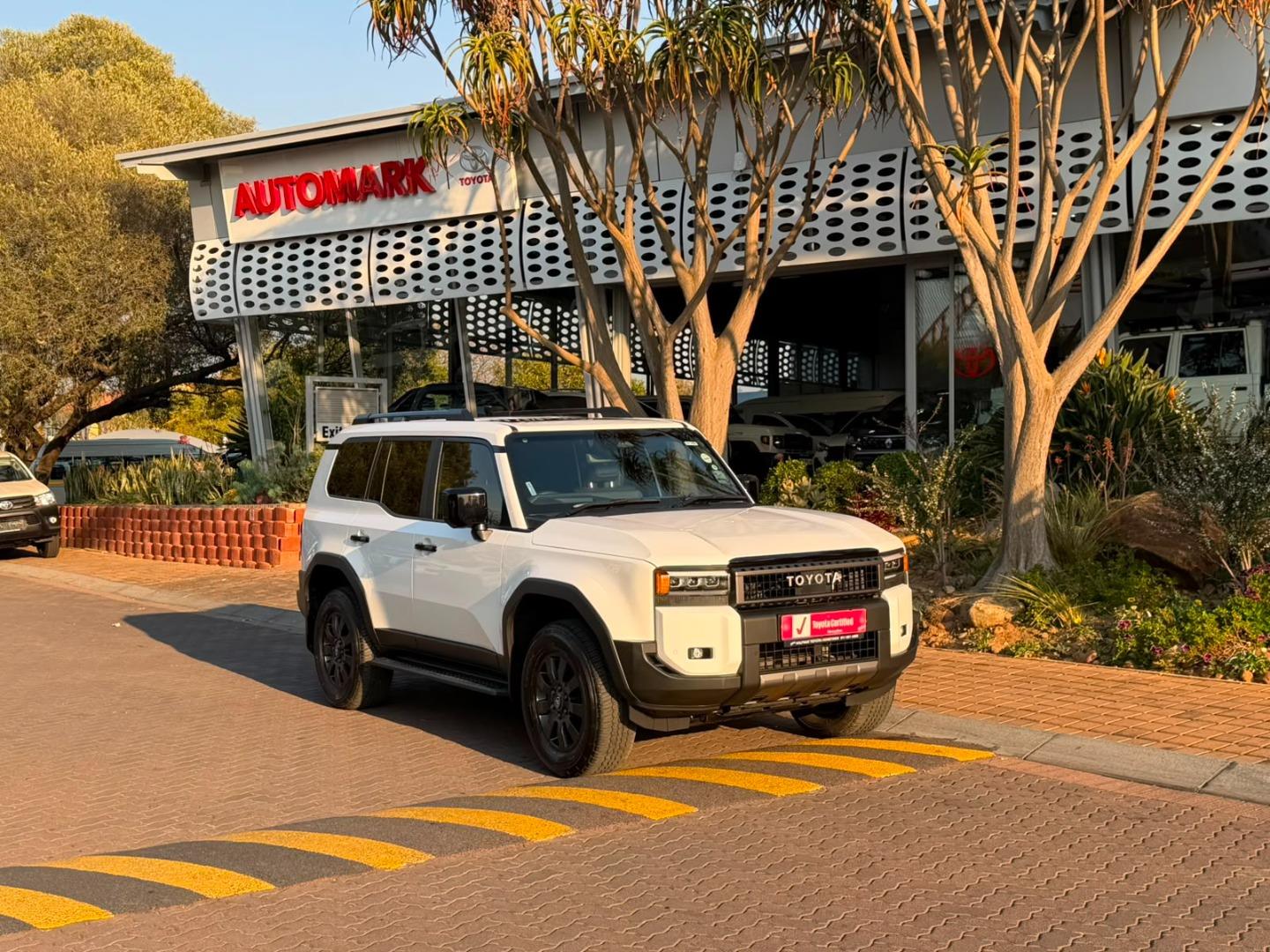 2025 Toyota Land Cruiser Prado 2.8GD VX-R