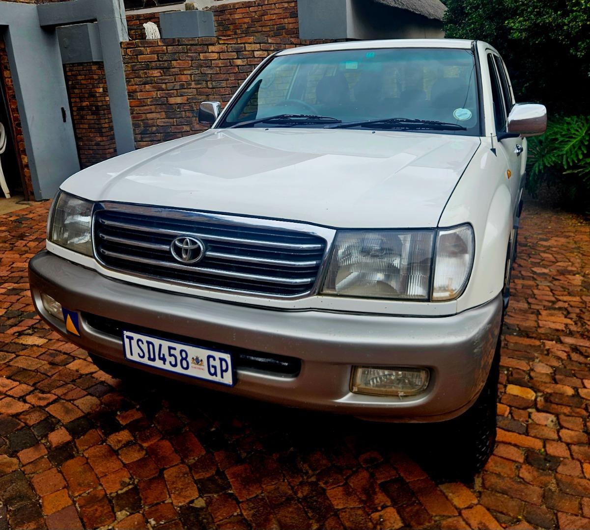2002 Toyota Land Cruiser 100 4.7 GXL