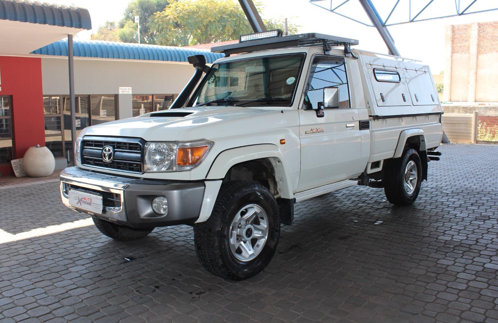 2017 Toyota Land Cruiser 79 Land Cruiser 79 4.5D-4D LX V8
