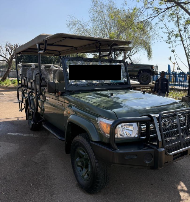 2021 Toyota Land Cruiser 70 4.5 PICKUP