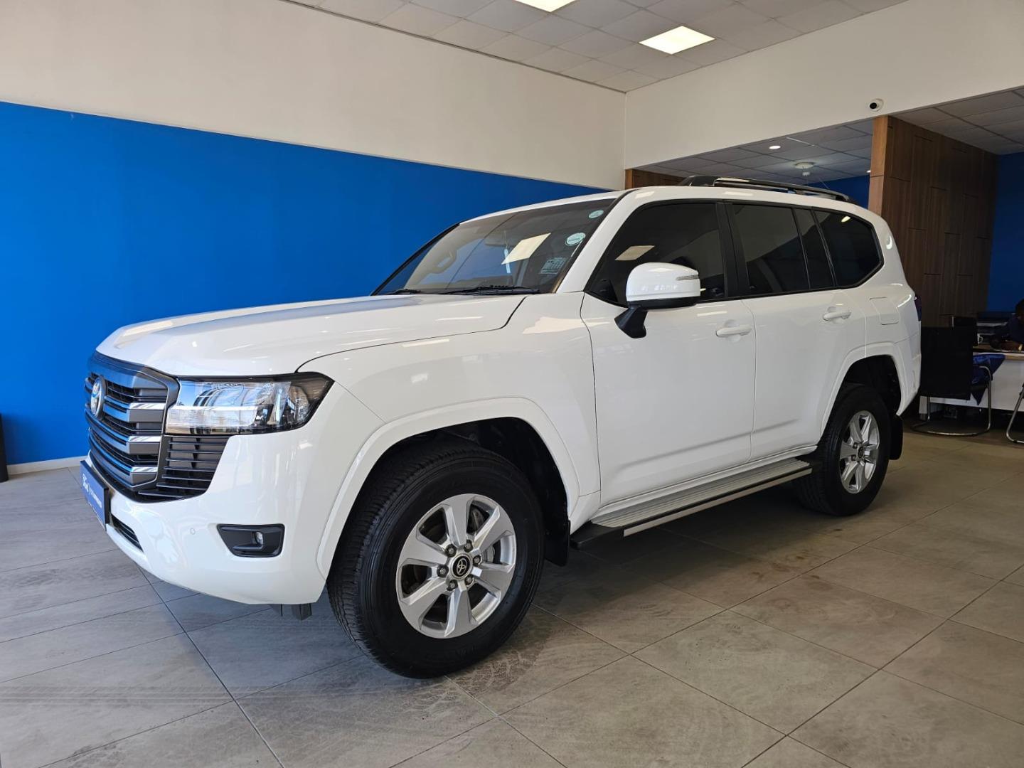 2023 Toyota Land Cruiser 300 3.3D GX-R