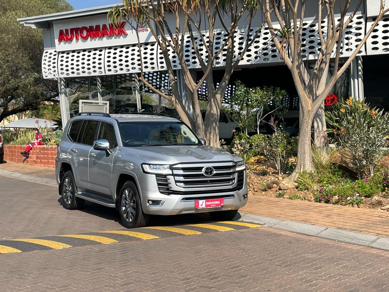 2022 Toyota Land Cruiser 300 3.3D ZX