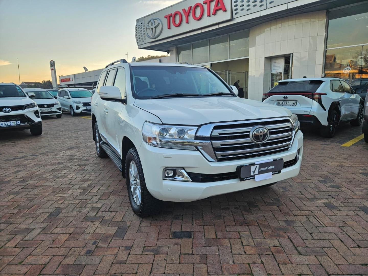 2018 Toyota Land Cruiser 200 4.5D-4D V8 VX-R
