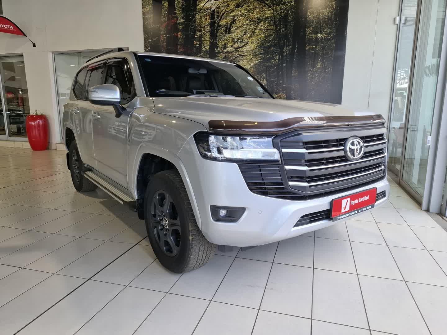 2022 Toyota Land Cruiser 300 3.3D GX-R