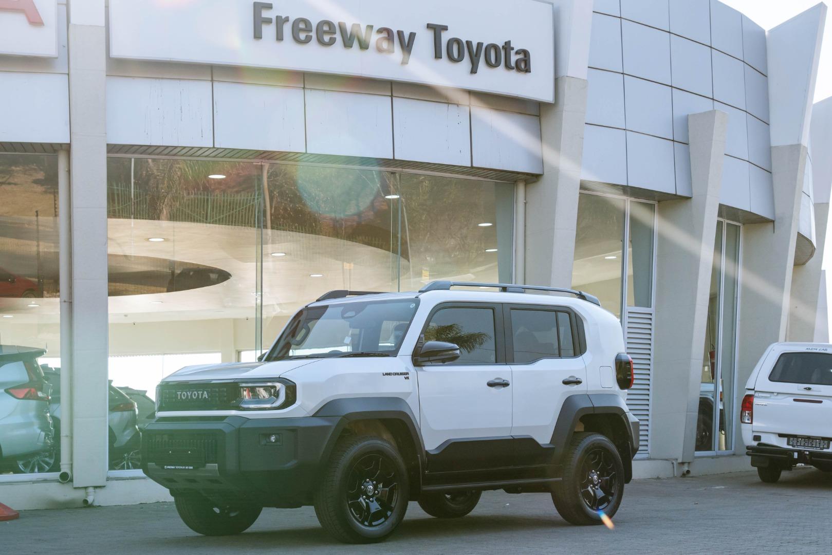 2026 Toyota Land Cruiser FJ 2.7 4x4 VX