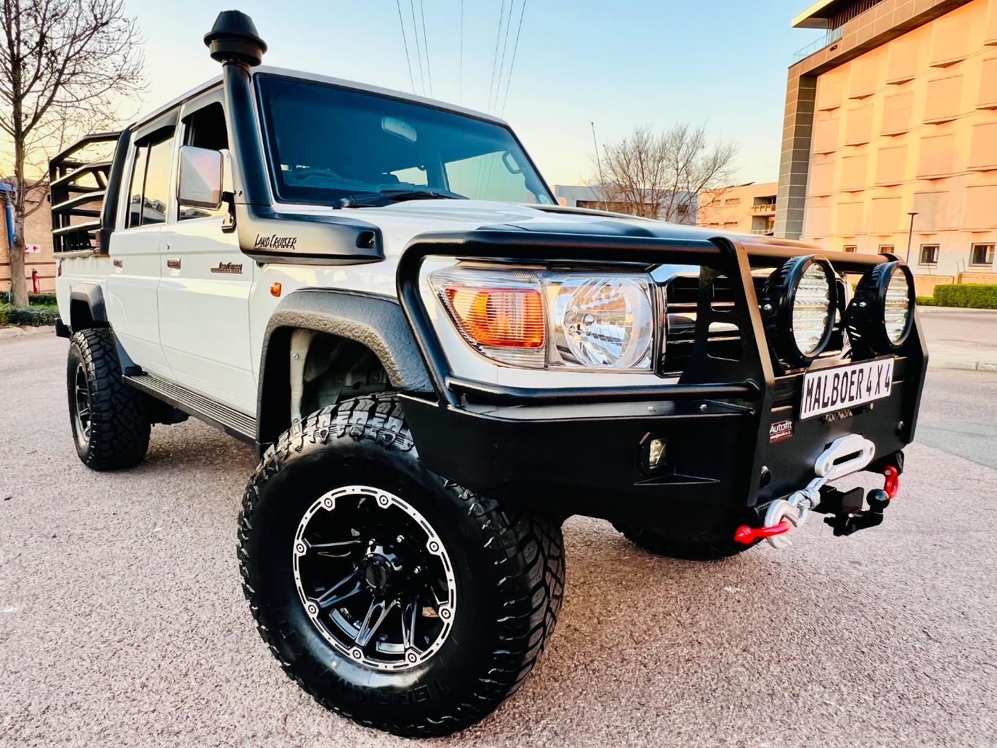 2020 Toyota Land Cruiser 79 4.5D-4D LX V8 Double Cab
