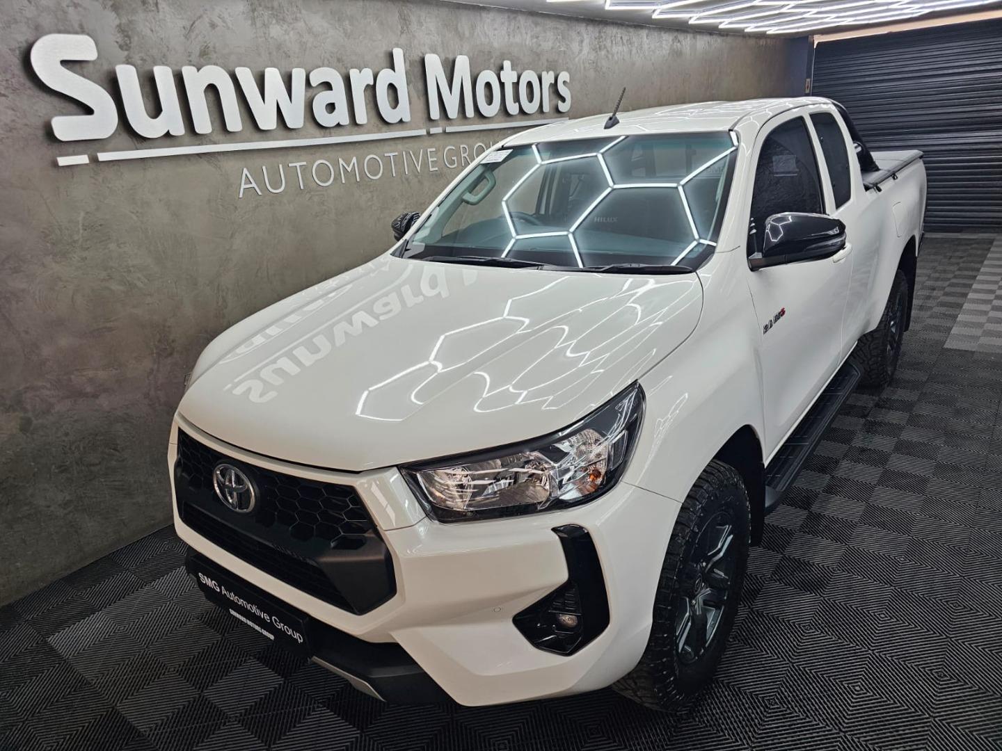 2025 Toyota Hilux 2.4GD-6 Xtra Cab Raider Auto