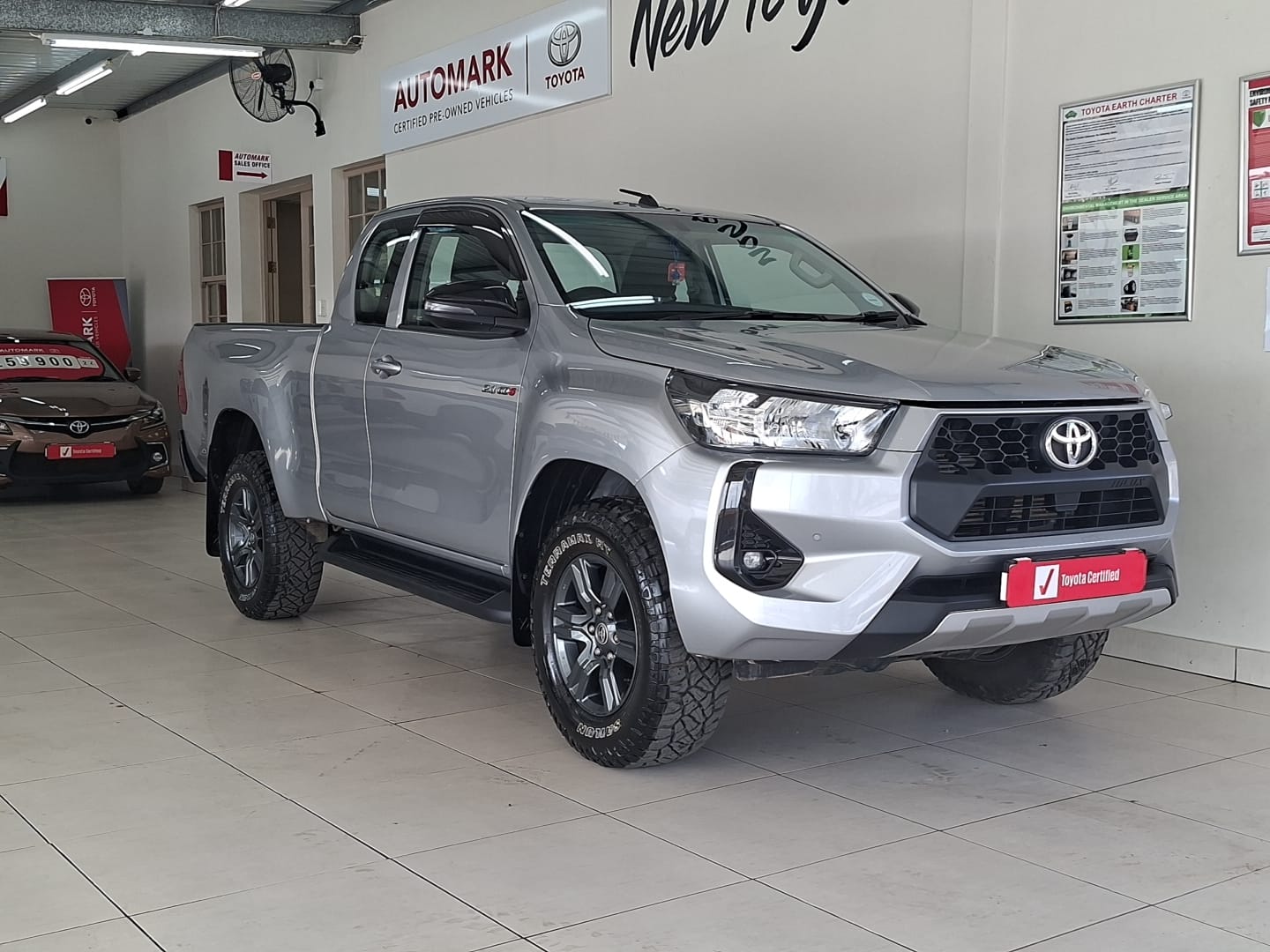 2025 Toyota Hilux 2.4GD-6 Xtra Cab Raider Auto