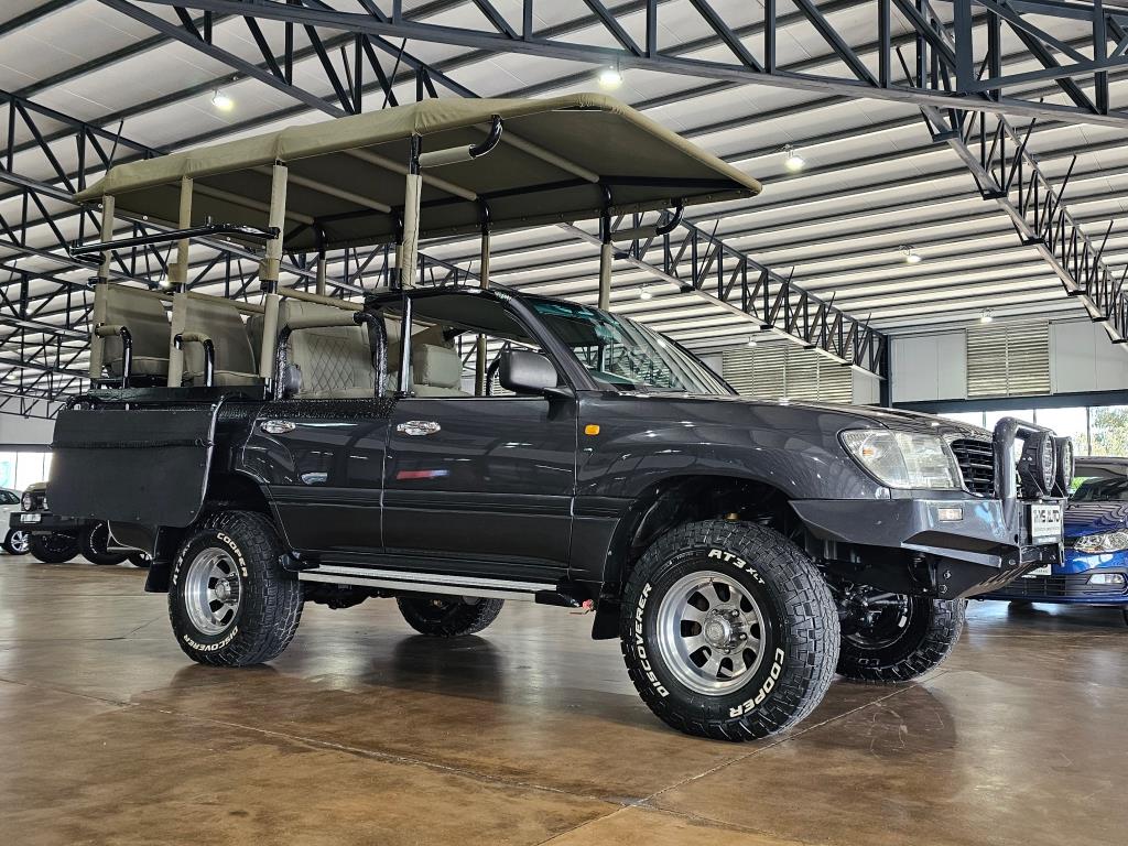 2000 Toyota Land Cruiser 105 4500 EFI