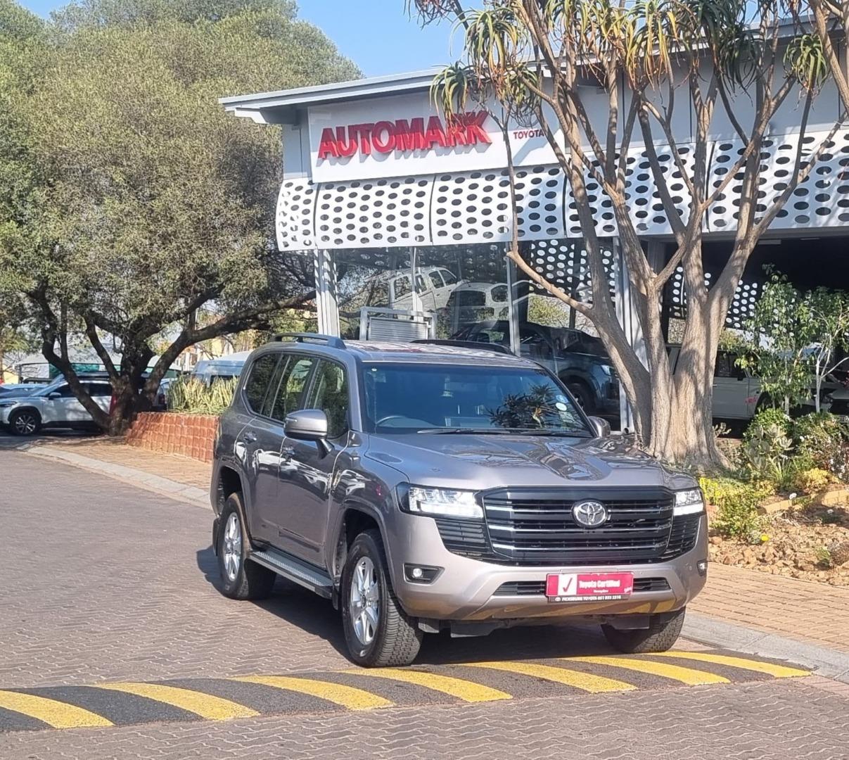 2023 Toyota Land Cruiser 300 3.3D GX-R