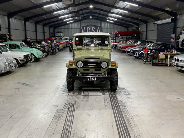 1977 Toyota Land Cruiser FJ 40
