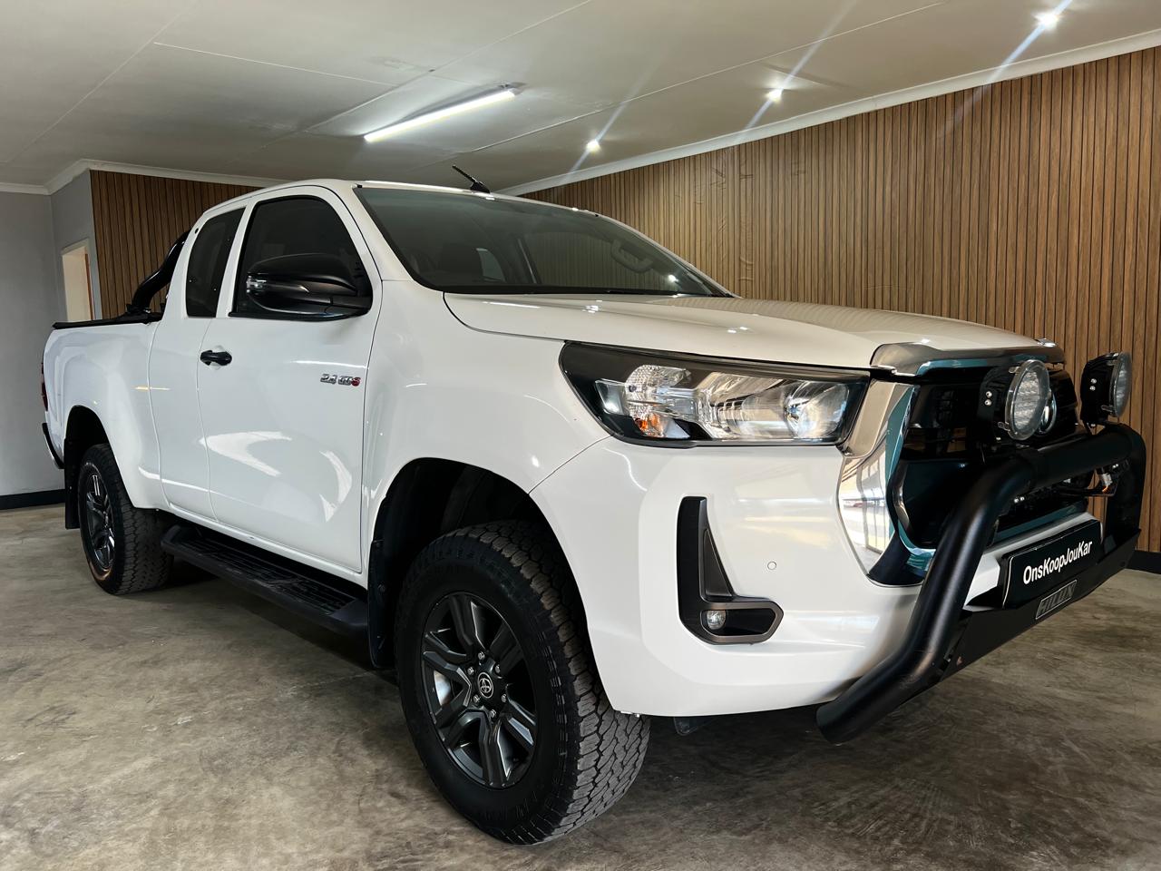 2022 Toyota Hilux 2.4GD-6 Xtra Cab Raider