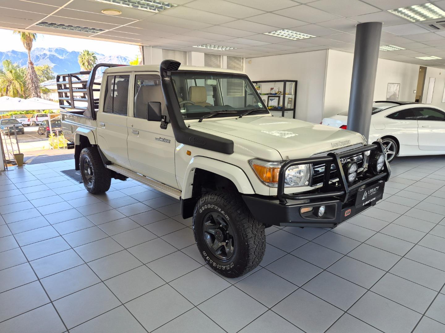 2022 Toyota Land Cruiser 79 4.0 V6 Double Cab