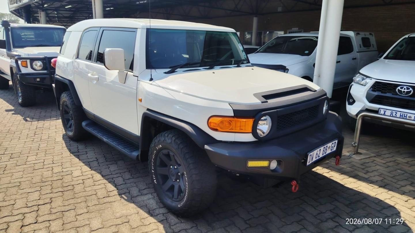 2015 Toyota FJ Cruiser FJ Cruiser