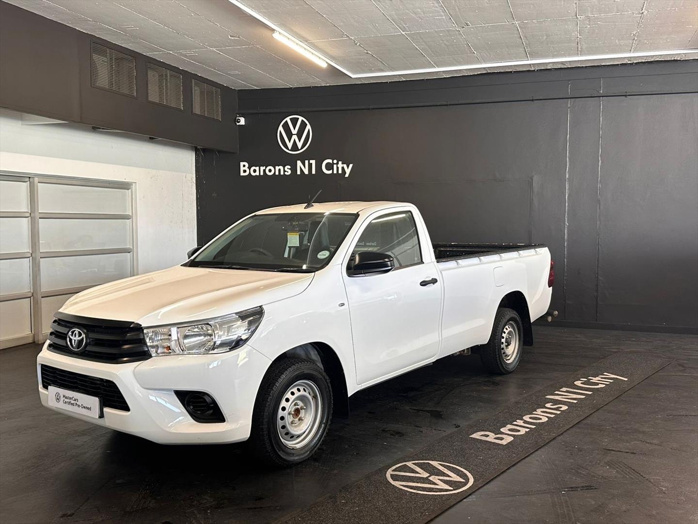 2022 Toyota Hilux 2.0 S (Aircon)