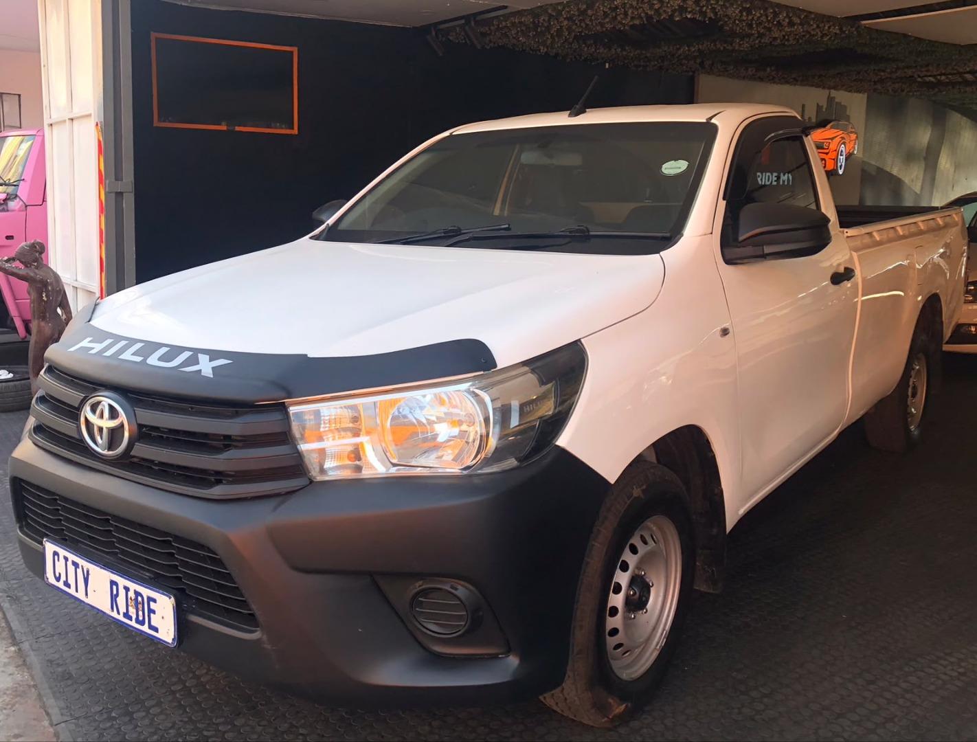 2025 Toyota Hilux 2.4GD Single Cab S (Aircon)