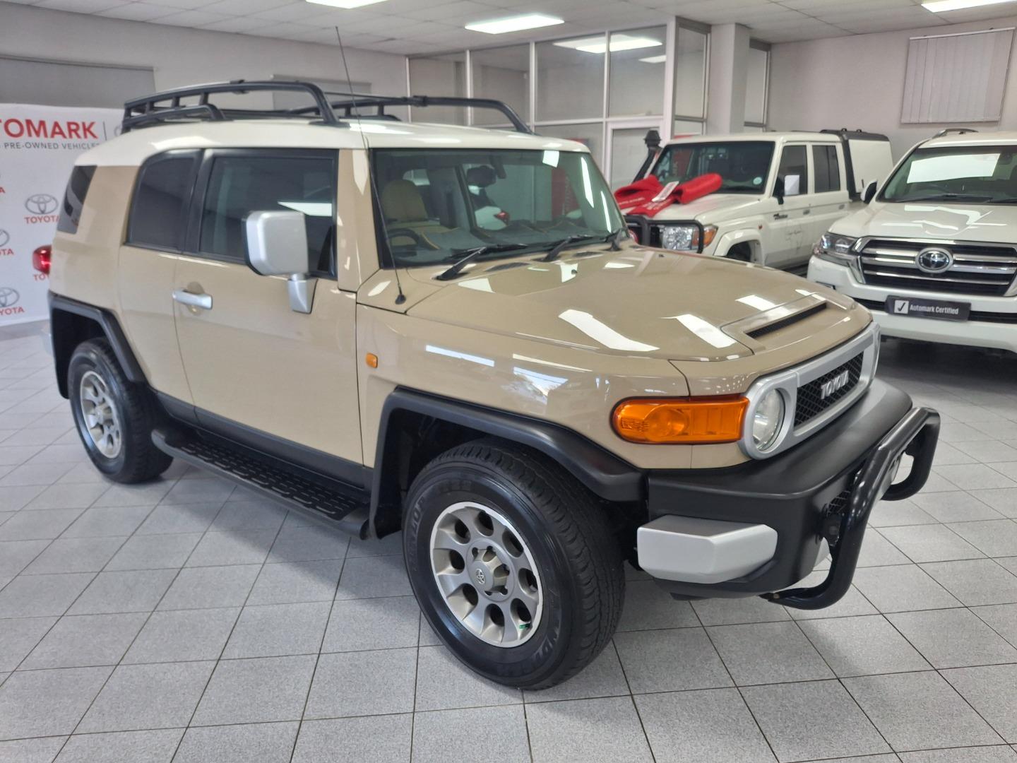 2011 Toyota FJ Cruiser FJ Sport Cruiser