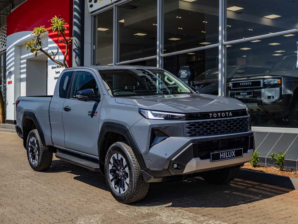 2026 Toyota Hilux 2.8GD-6 Xtra Cab Raider X