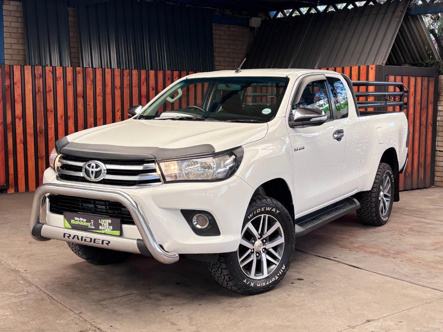 2016 Toyota Hilux 2.8GD-6 Xtra cab Raider