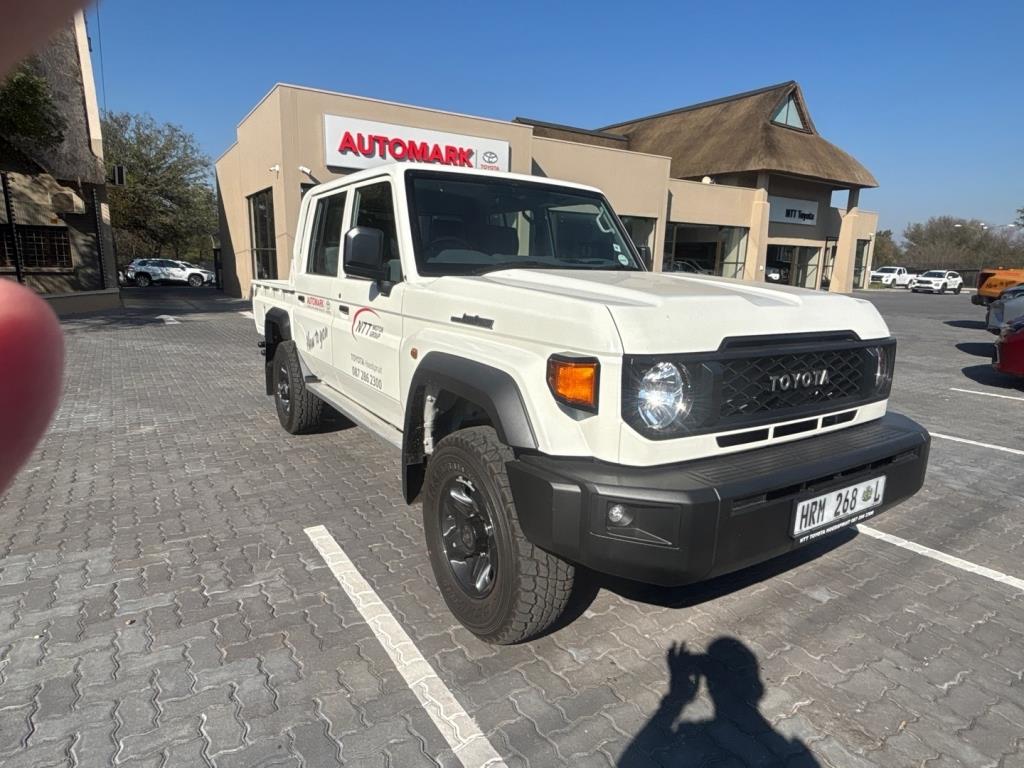 2026 Toyota Land Cruiser 79 2.8GD-6 Double Cab Manual