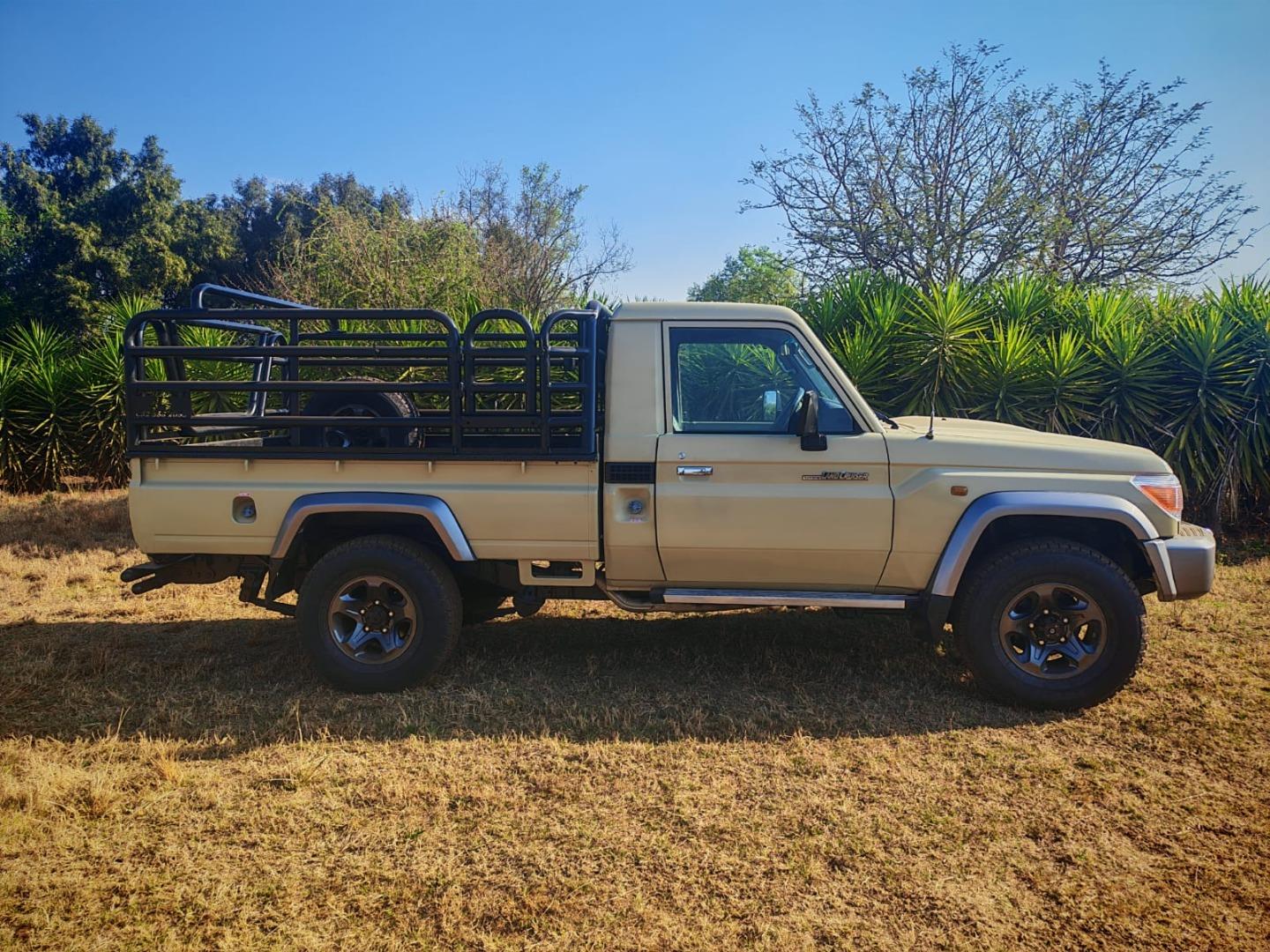 2015 Toyota Land Cruiser 79 4.2D Single Cab