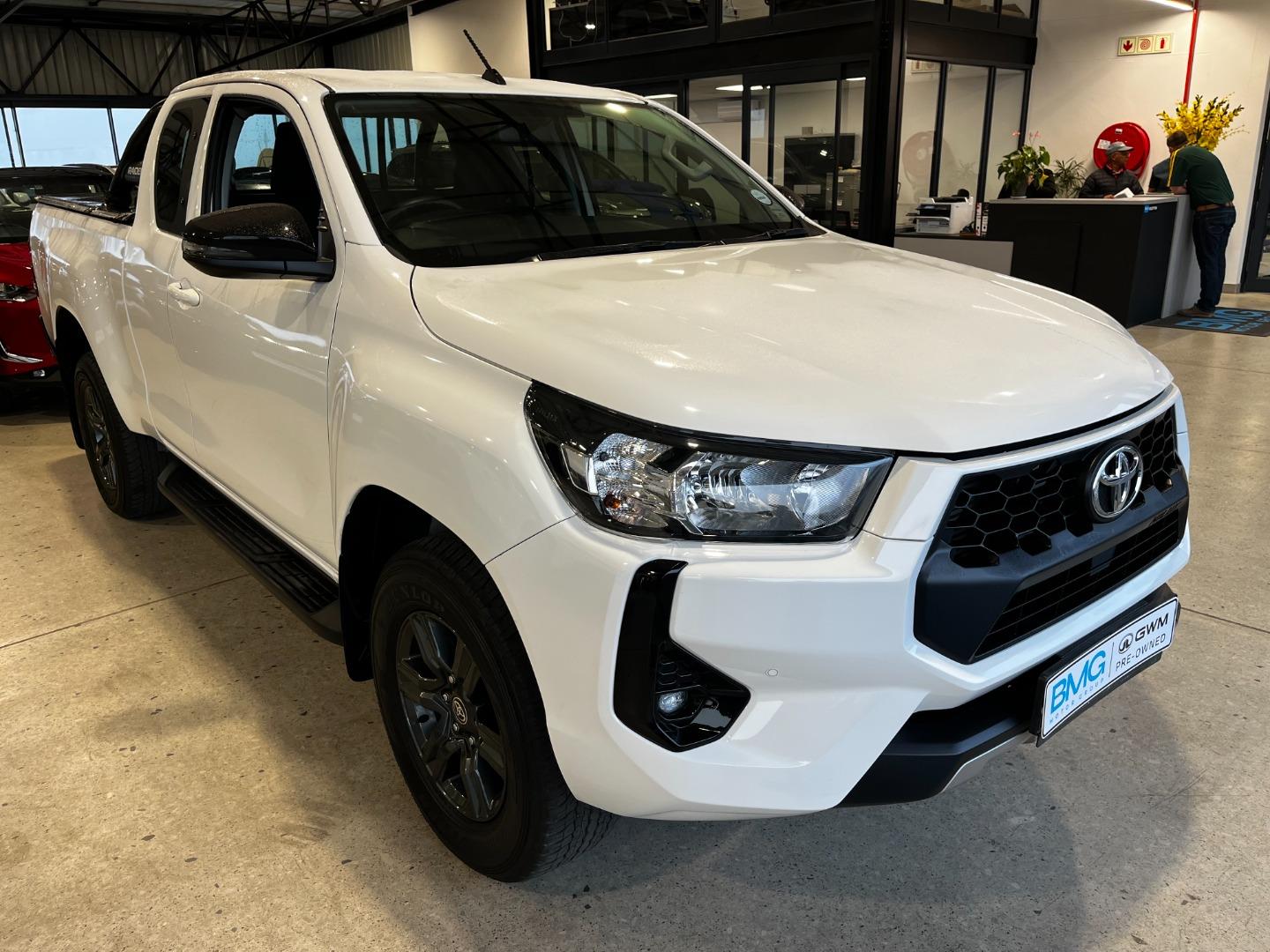 2025 Toyota Hilux 2.4GD-6 Xtra Cab Raider Auto