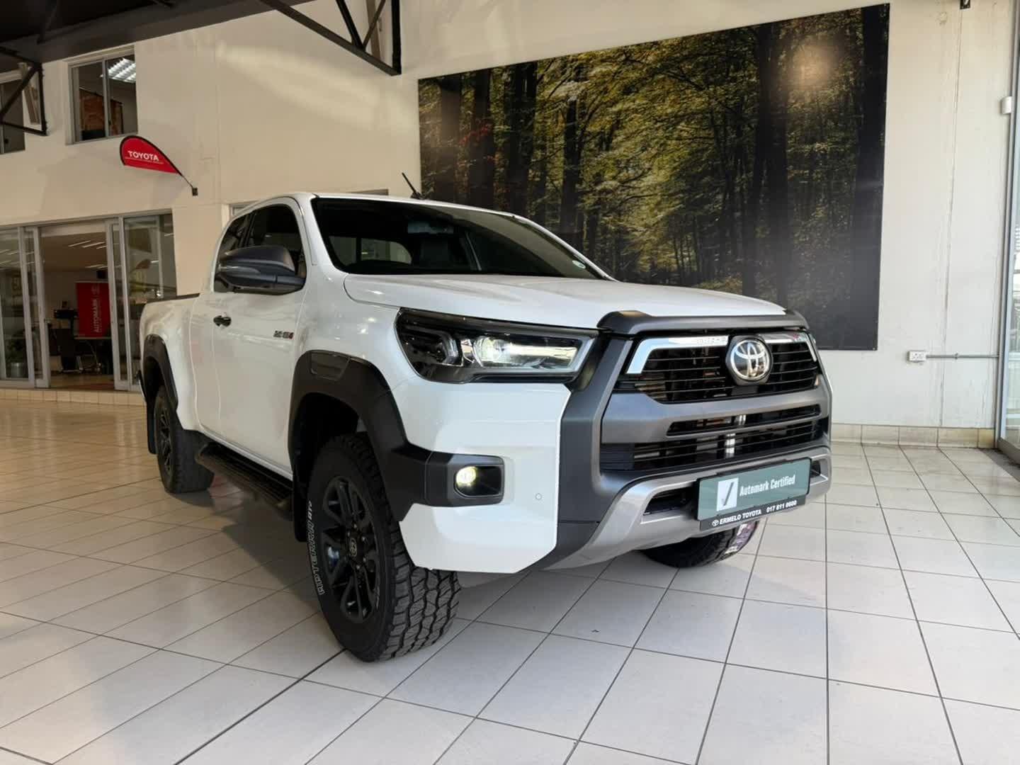 2023 Toyota Hilux 2.8GD-6 Xtra Cab 4x4 Legend Auto