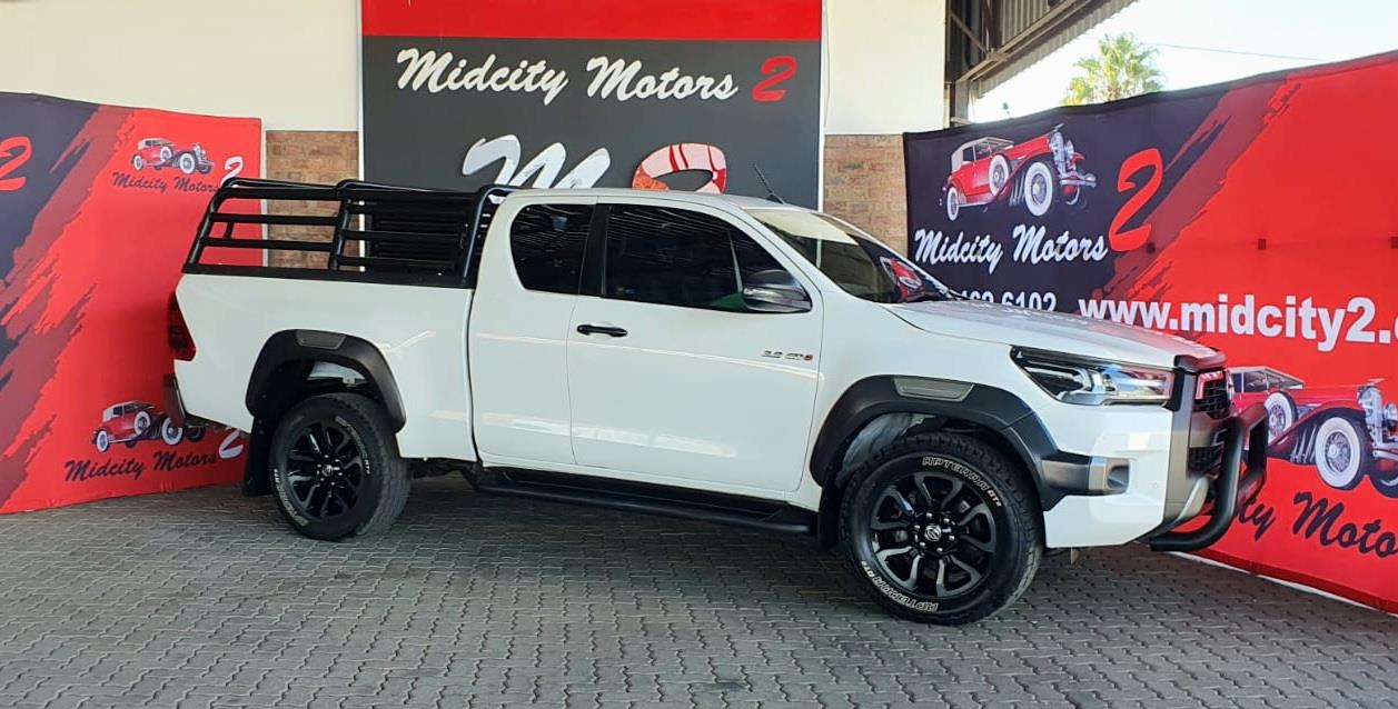 2022 Toyota Hilux 2.8GD-6 Xtra Cab 4x4 Legend Auto