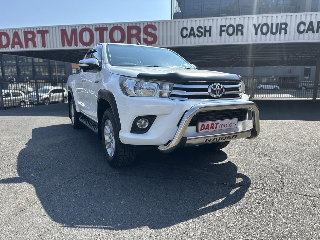 2017 Toyota Hilux 2.8GD-6 Xtra cab Raider
