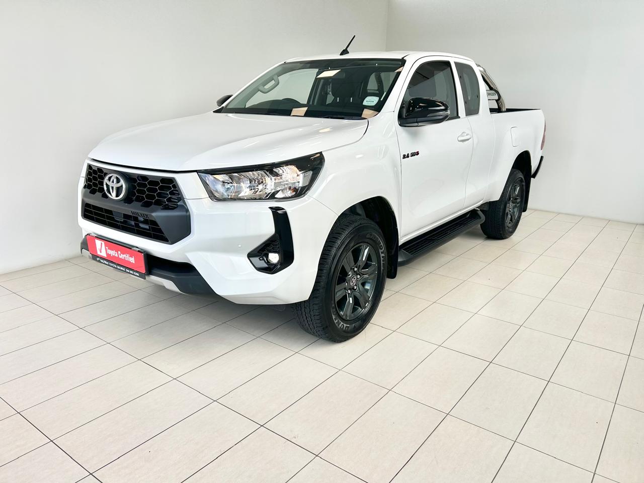 2026 Toyota Hilux 2.4GD-6 Xtra Cab Raider Manual