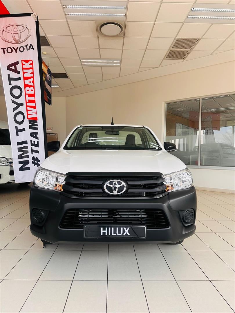 2026 Toyota Hilux 2.0 Single Cab S (Aircon)