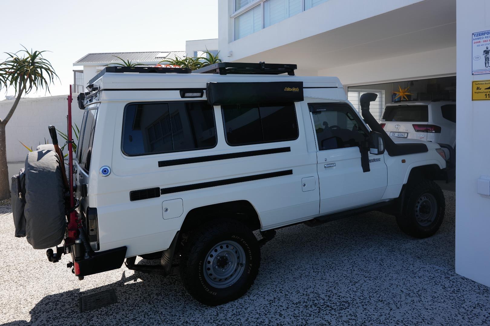 2021 Toyota Land Cruiser 78 4.2D Wagon