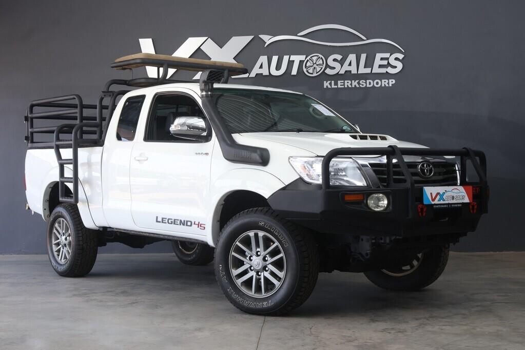 2015 Toyota Hilux 3.0D-4D Xtra Cab 4x4 Raider Legend 45