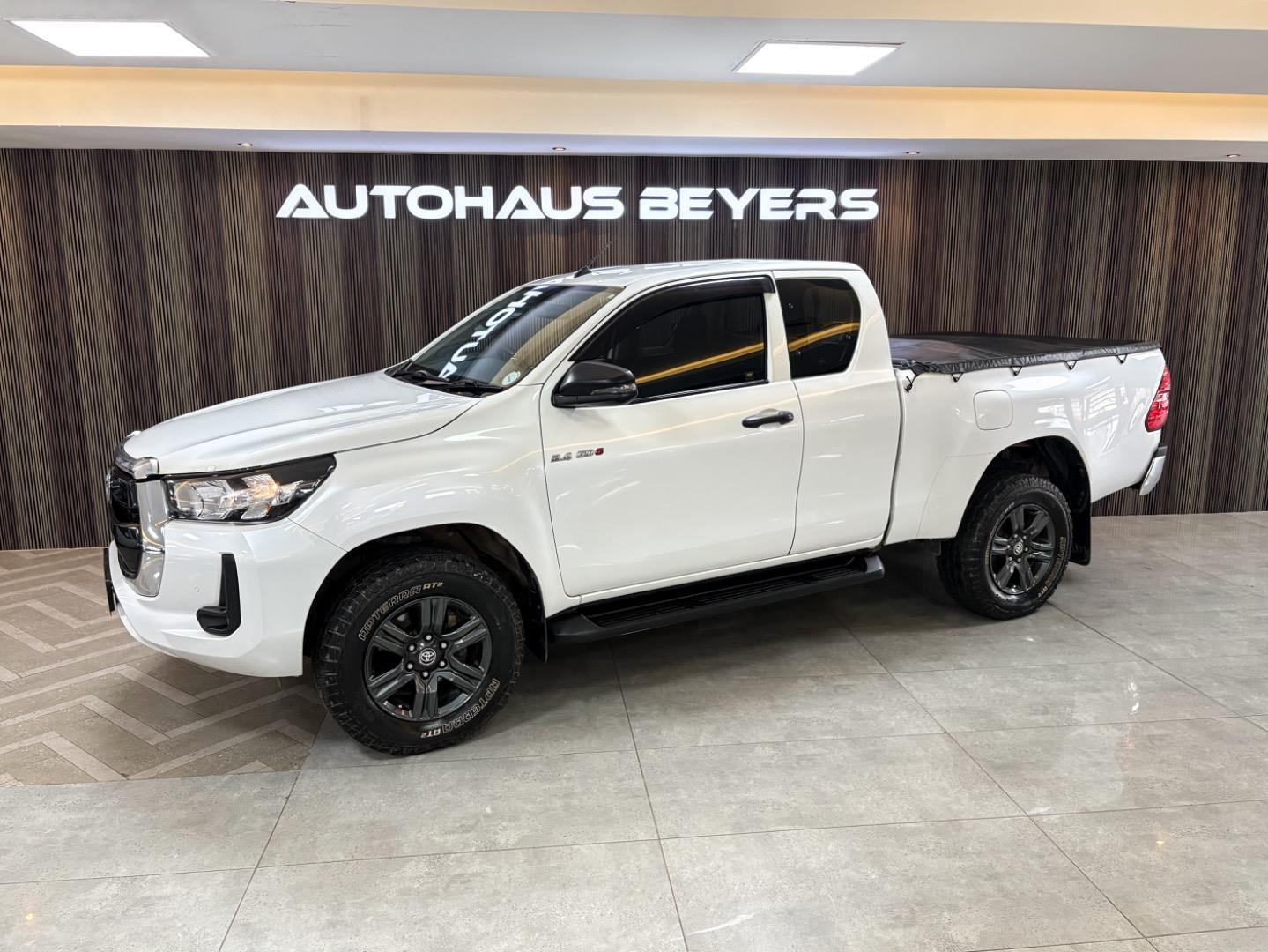 2023 Toyota Hilux 2.4GD-6 Xtra Cab Raider