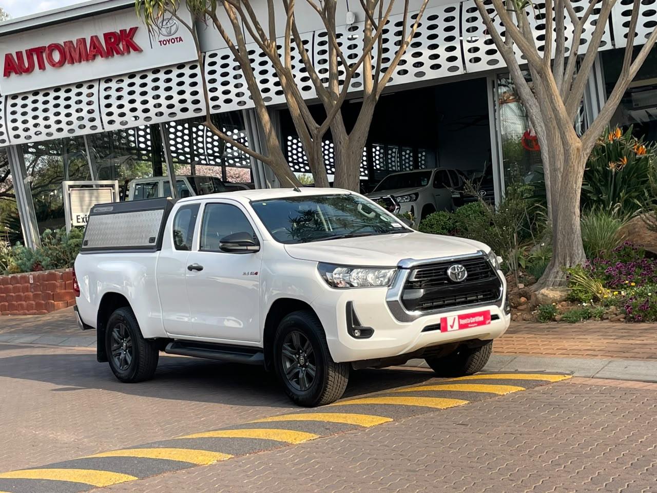 2023 Toyota Hilux 2.4GD-6 Xtra Cab Raider Auto