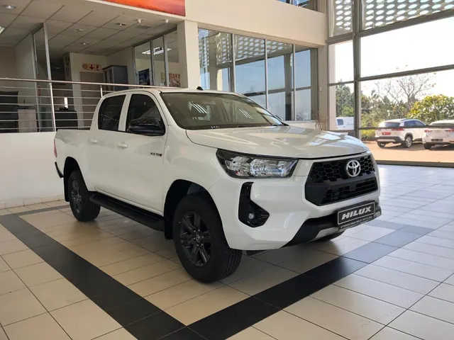 2026 Toyota Hilux 2.4GD-6 Double Cab 4x4 Raider Manual