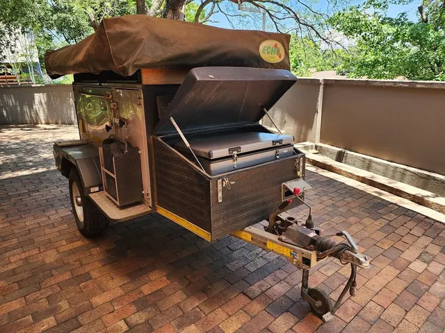 2011 Echo 4 Trailer