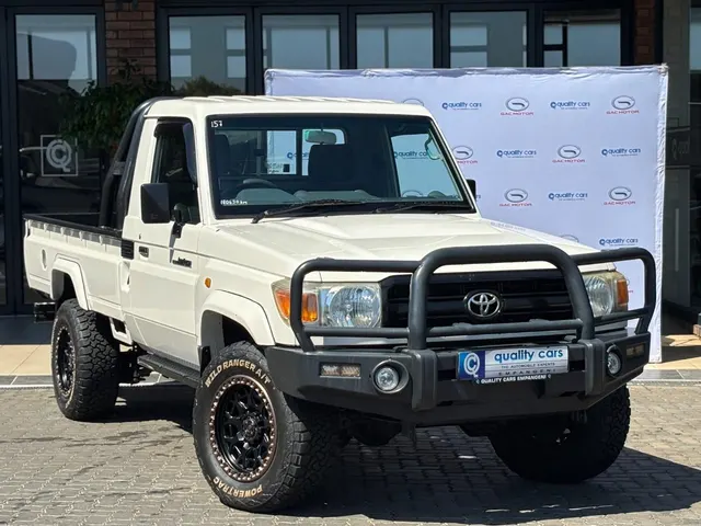 2010 Toyota Land Cruiser 79 4.0 V6