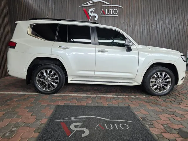 2021 Toyota Land Cruiser 300 3.5T ZX