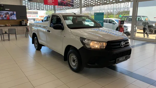 2026 Toyota Hilux 2.4GD Single Cab S (Aircon)