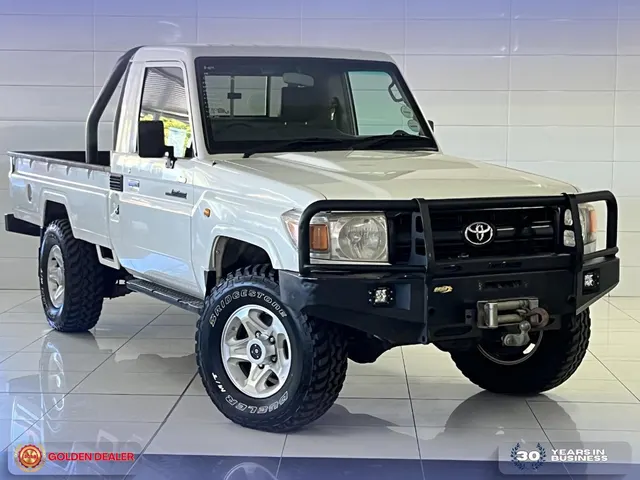2012 Toyota Land Cruiser 79 Land Cruiser 79 4.0 V6